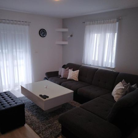 Apartmani Derek Посуше Екстер'єр фото