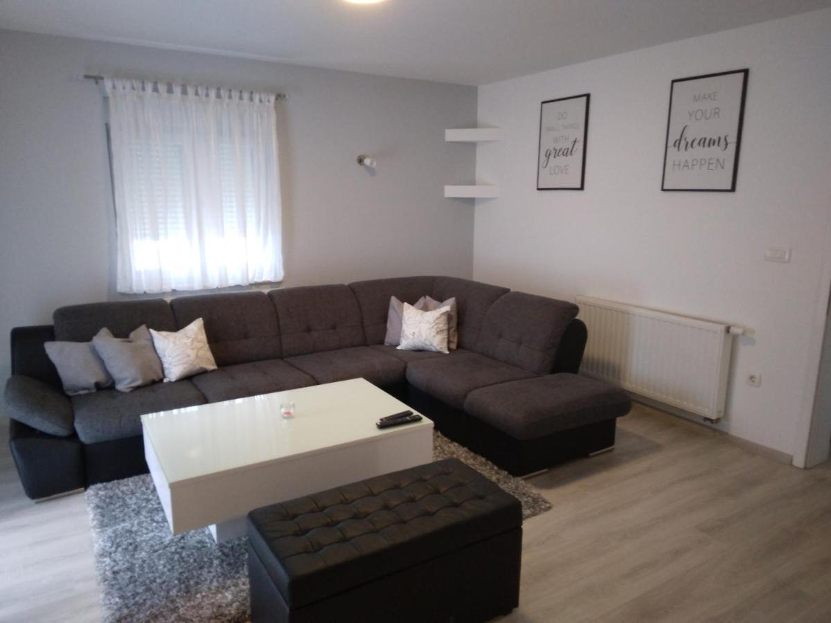 Apartmani Derek Посуше Екстер'єр фото